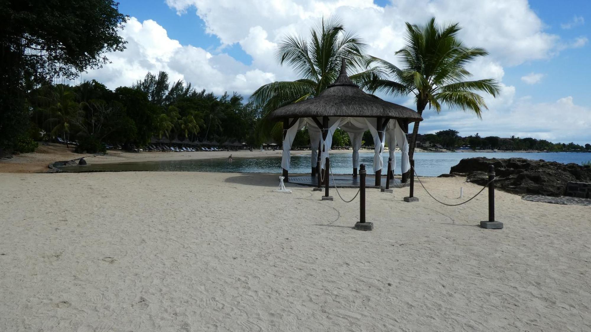 Appartement Le Dauphin Du Lagon Bleu - Plages De Mont Choisy Et De Trou Aux Biches Grand Baie Exterior foto